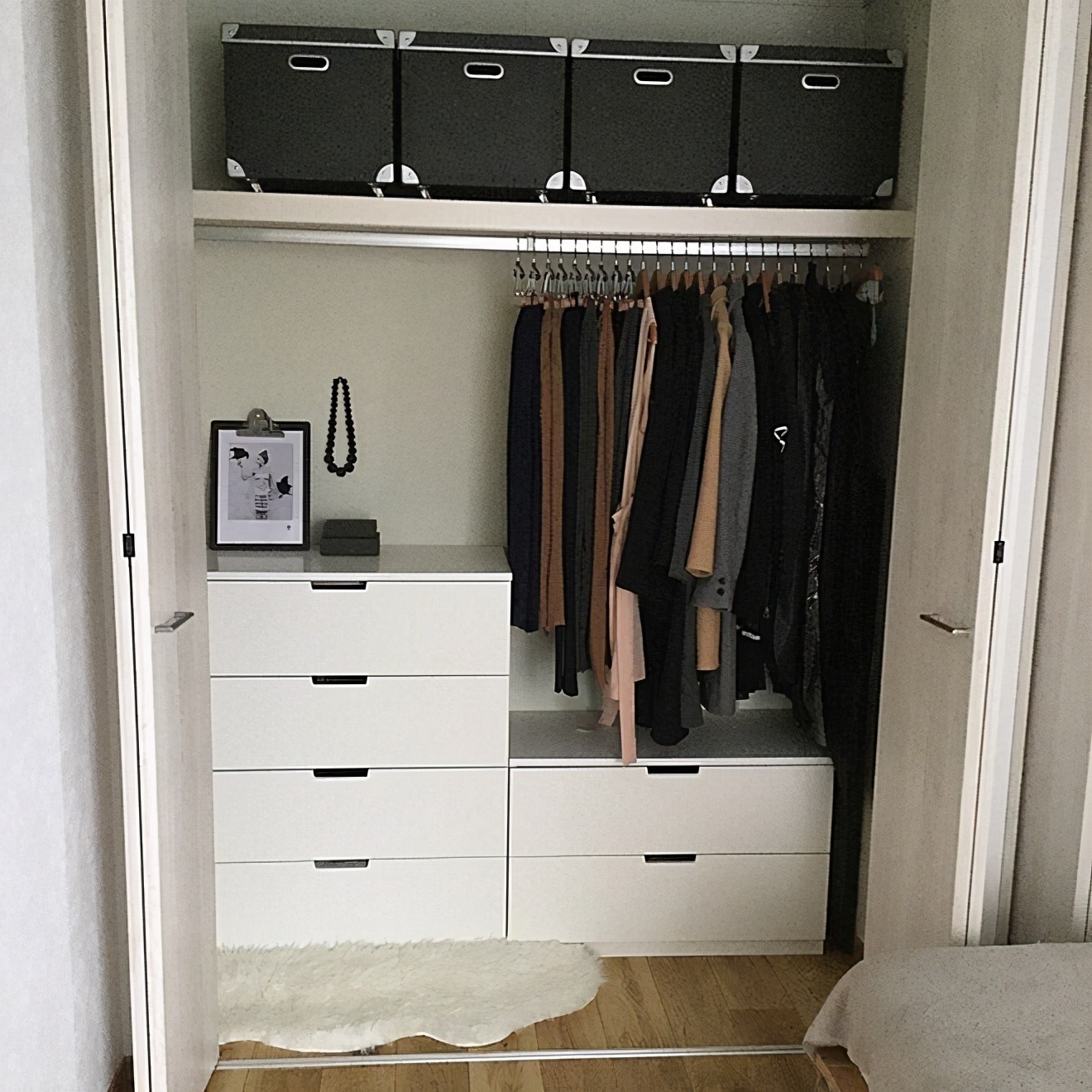 卧室|“去衣柜化”的卧室越来越流行,也许只有尝试过,才知道有多爽