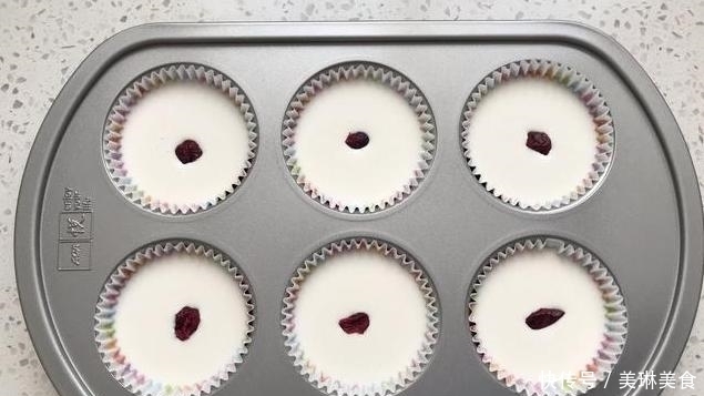 老少皆宜不上火的小零食,甜糯奶香米糕,不用烤箱做法简单易上手