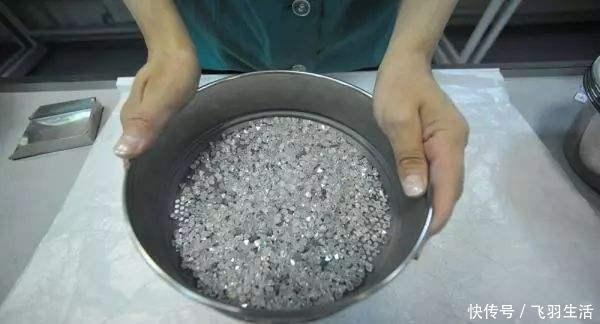 降低 中国人造钻石问世,成本降低83,澳大利亚决定关闭最大钻石矿