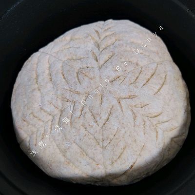 花纹|无糖无油全麦欧包