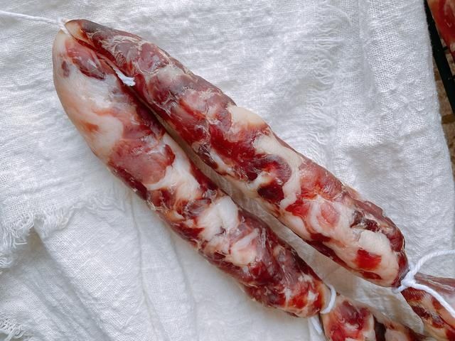 分享冬季常见5种腊味的腌制方法，每种都腊味十足，肉质咸香紧实