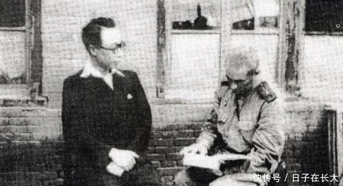 溥仪|溥仪被苏联关押5年，每天4顿餐、美女服侍，为留下捐50万卢布