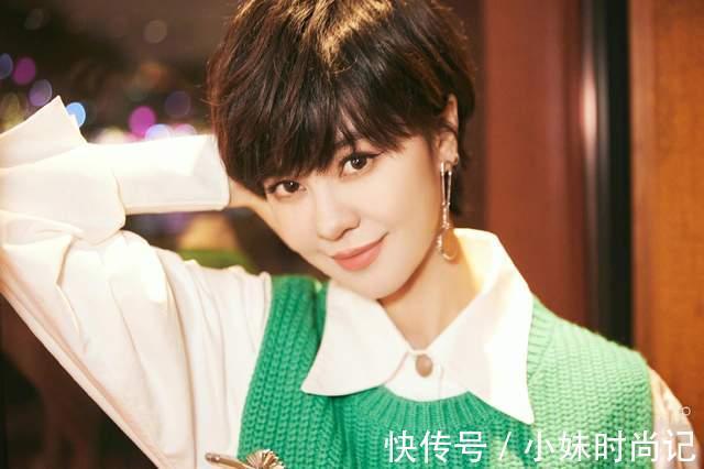 郁可唯|郁可唯的身材真好！白色衬衫搭配绿色马甲，线条可太完美了！