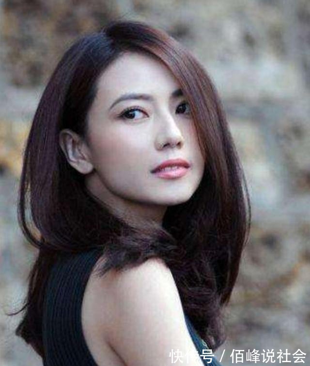 泡面 女人过了40岁,尽量少留这3款“大妈”发型,这3款发型更适合你