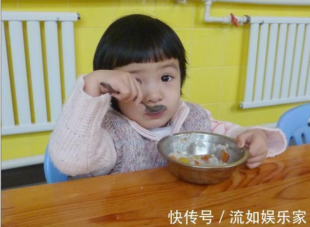 脾胃|1岁男娃胃被撑破,心脏停跳儿科医生如此喂饭简直“坑娃”