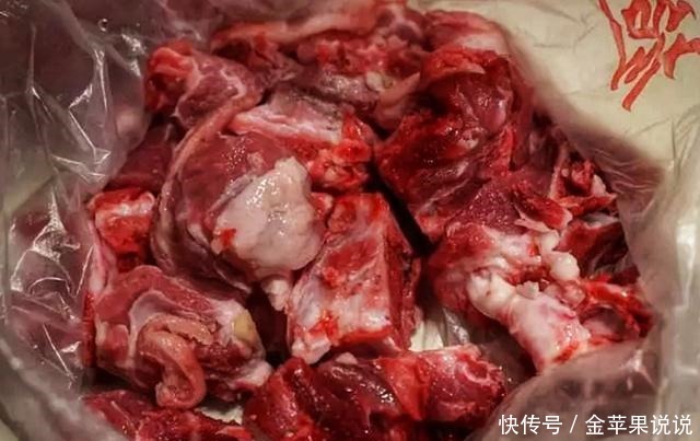 羊肉如何炖才软烂不塞牙牢记5个技巧，汤鲜肉酥，暖身又滋补