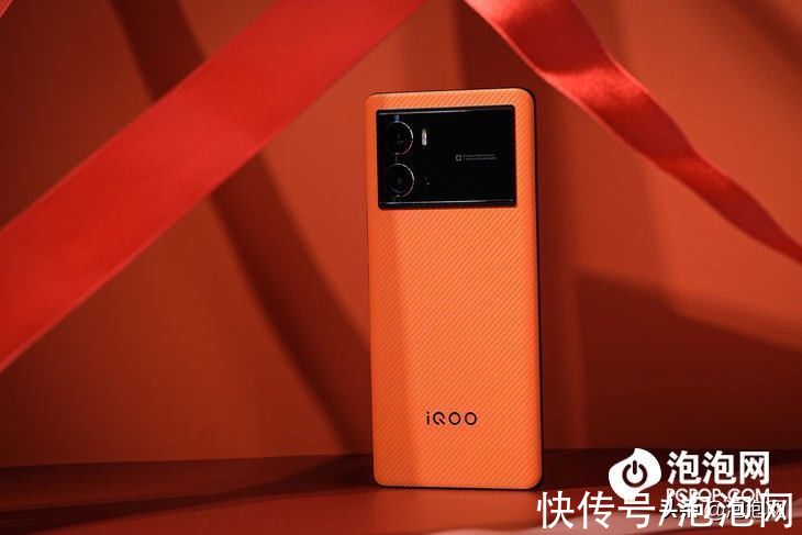 无级变速|iQOO 9 Pro发布：骁龙8双芯组合，4999元起