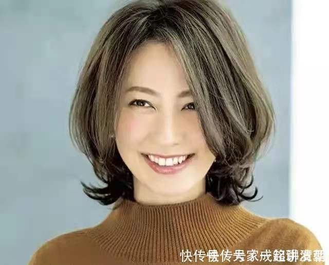 穿搭|60后女性别再留“显嫩”发型了,很时尚但毫无违和感,不符合气质