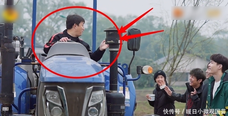 《向往5》黄磊坐拖拉机摆拍，有谁注意到嘉宾的举动？好有默契感