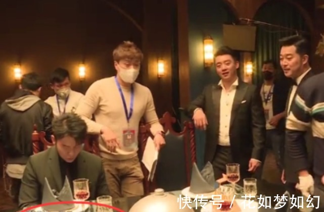 鄭愷|baby在群里發(fā)紅包，看到他們都搶到了多少，原諒我沒見過世面