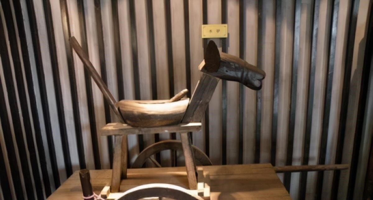 最强|唯一被木驴处死的人，死前遗言让儿子务必复仇，其孙建立最强帝国