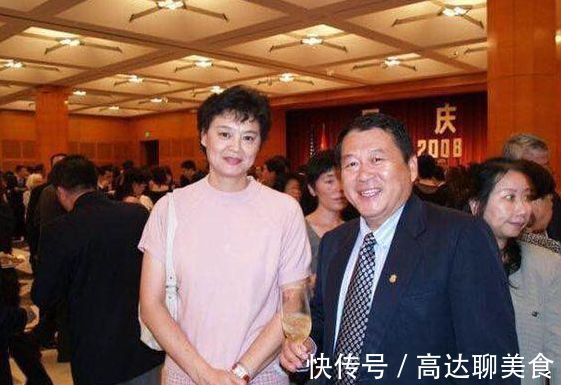 周晓兰|她是前女排国手，曾打服日本队，助郎平回国任主帅，如今育有两女