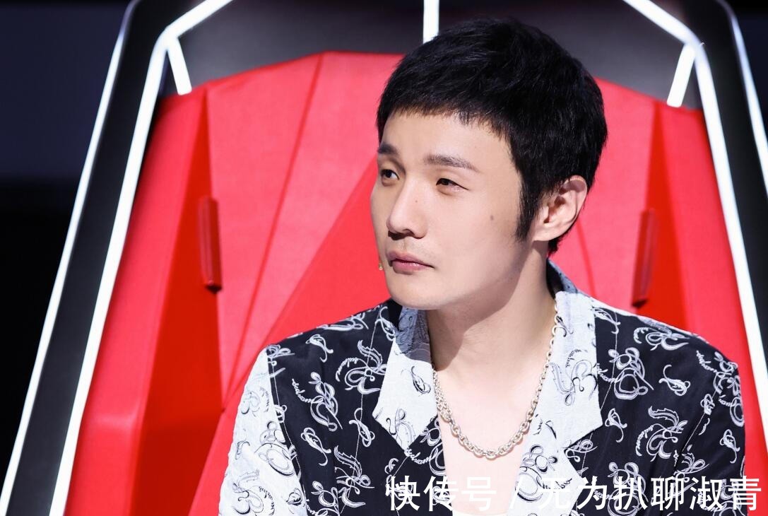 依加输得意难平?其实四位导师都有暗示,只不过李克勤挑明了而已