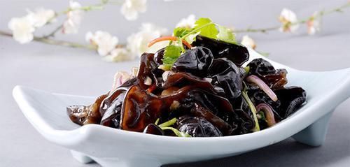 血压偏高的人，可多吃6种食物，帮你平稳血压远离三高