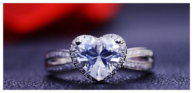 520情人节送钻戒合适吗？买钻戒什么牌子好？