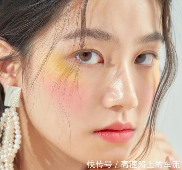 毛孔|一个女人皮肤好不好,看3点就知道,占一个就偷着乐吧