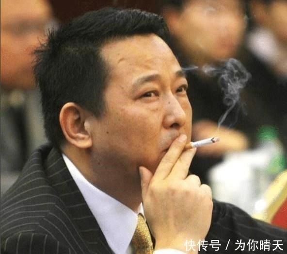 小说|5本爆笑网络小说,《修真聊天群》仅排第3!半夜在床上笑得打滚!