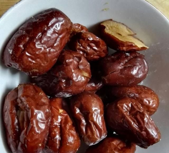 三味馒头,香甜松软,越嚼越香,吃一次还想吃第二次