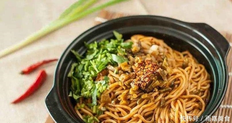 选图|假如你只有二十块钱,四种食物选择买一种,会过日子的都会选图三