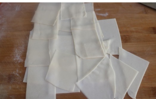 自己做的馄饨皮,包出来的馄饨就是不一样,比外面卖的好吃太多!