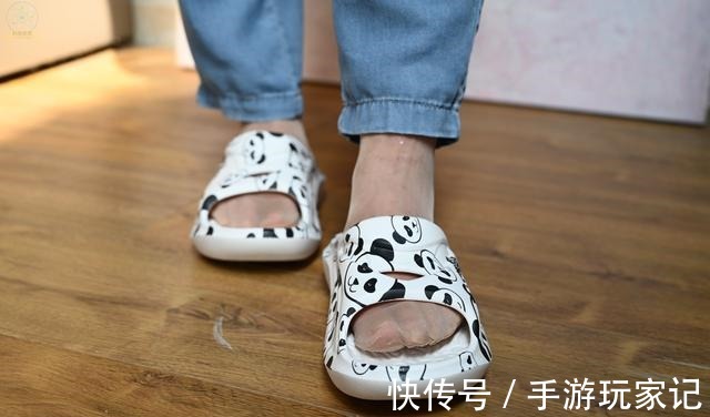 拖鞋 软糯贴脚的休闲拖鞋,更快舒缓脚部疲劳,咕咚运动舒缓拖鞋体验!