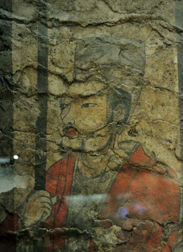 独占|同时册立多位皇后:独占文字,历史上有哪些禁革名字的奇人怪事?