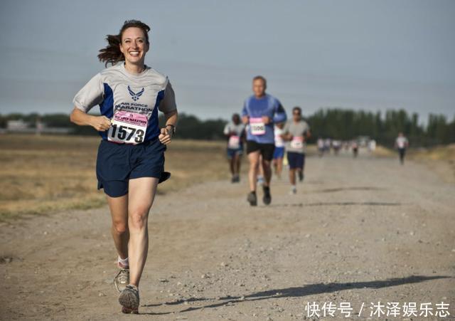 自律|为什么要坚持跑步?这是我听过最棒的回答