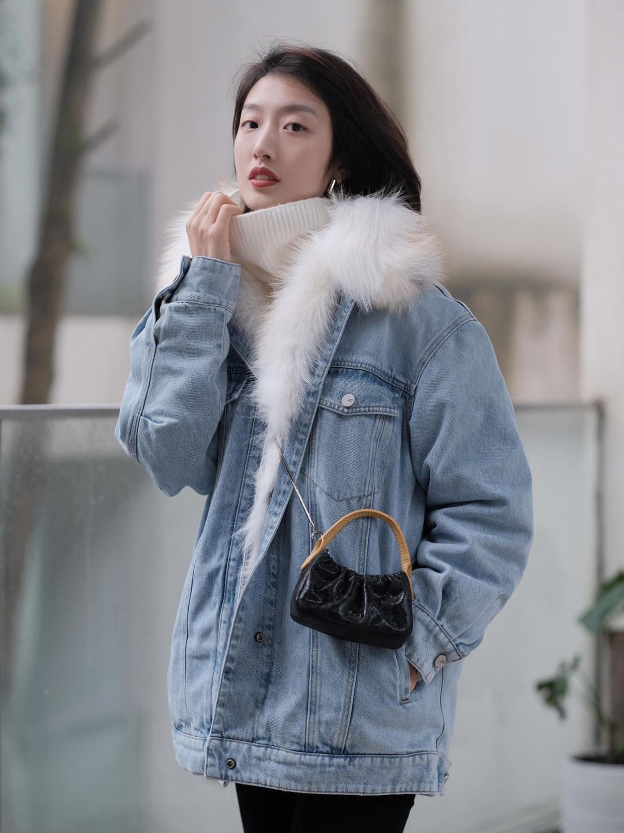 休闲感|牛仔外套也能穿出贵气感,这些搭配保暖舒适又洋气,谁穿谁美