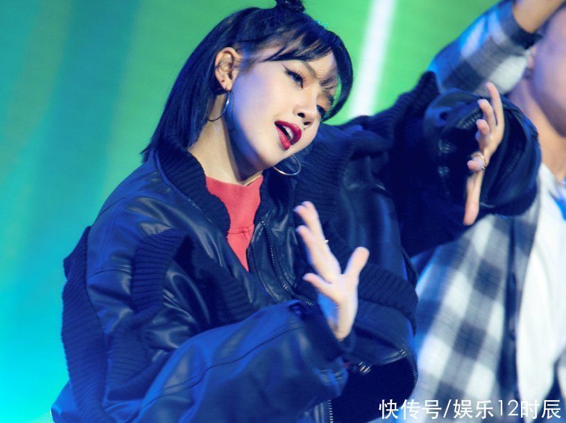 青你2|都是導(dǎo)師,Amber可以在現(xiàn)場(chǎng)lisa只能上網(wǎng)課?原因很現(xiàn)實(shí)