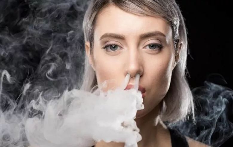 深静脉血栓|血栓形成后,腿脚容易出现4个异常,若一个没有,血管还算通畅