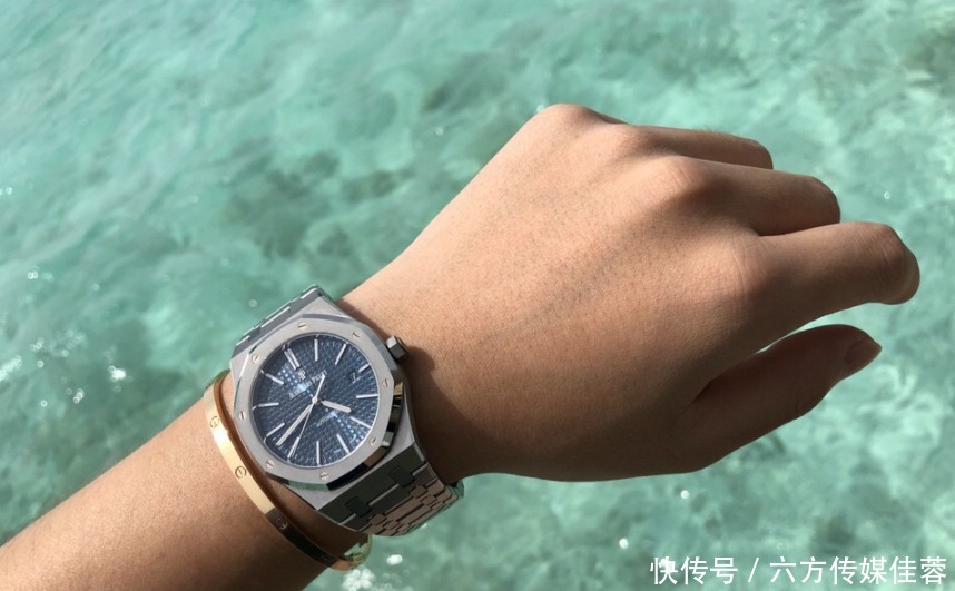 气球|人群中一眼就能认出的手表,鹦鹉螺、皇橡、水鬼和蓝气球