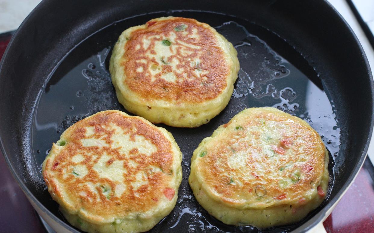 营养|双手无需粘面，搅一搅就能做的粗粮早餐饼，暄软美味营养百分百！