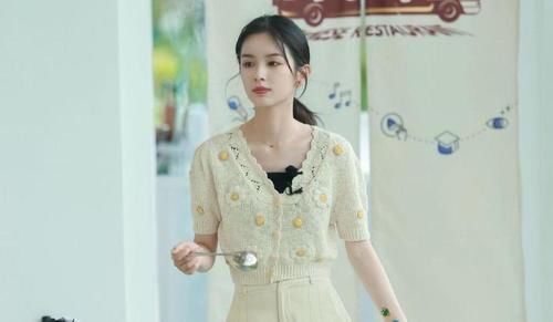 《中餐厅5》到底输在哪？赵丽颖张亮林述巍的返场暴露了所有问题