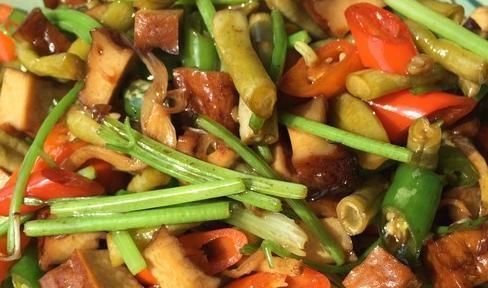 我们全家都爱吃的营养菜，制作简单，非常脆嫩，连吃三天都不烦