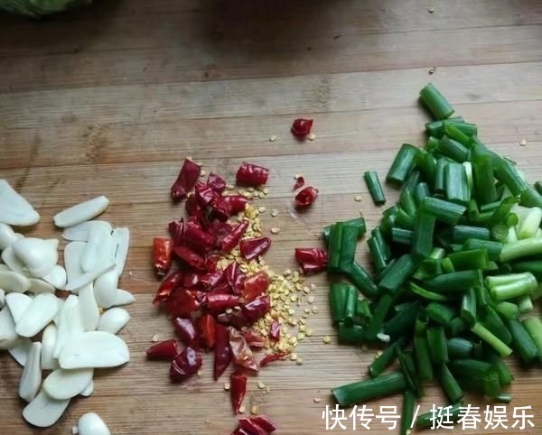 横截面|便秘最怕这个菜,3元一斤,2块钱能炒一大盘,常吃宽肠通便