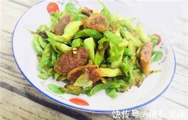 菜苔|盼了一年的菜可以吃了，简单炒一下更好吃，更下饭！