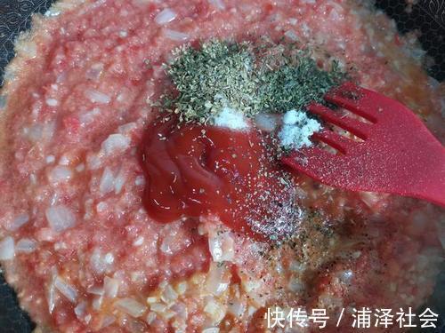 披萨|超详细自制披萨,教你在家做,便宜简单又好吃,我家一周做3次