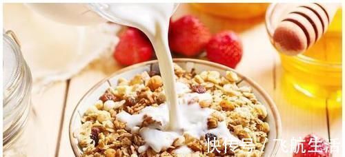 谷物|麦片当早餐好不好?5个好处,身体受益无穷