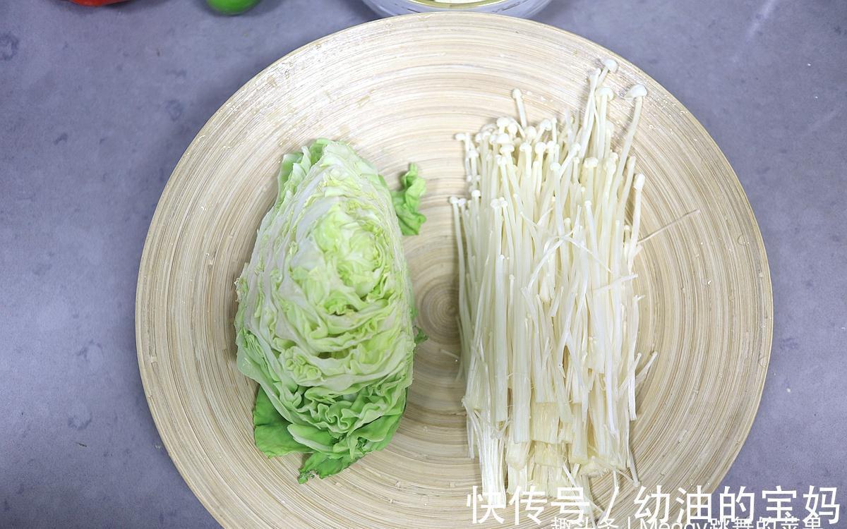 冬天多吃一道蒸菜,8分钟出锅脆嫩可口,有老干妈味道提升一大截