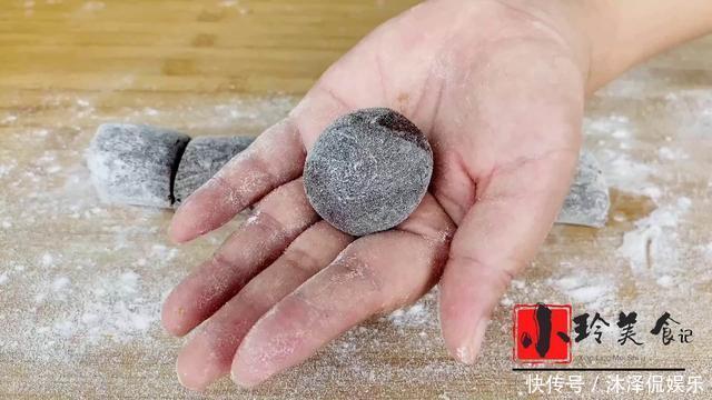念念不忘|教你糯米粉新吃法,出锅比大鱼大肉都香,吃一次就念念不忘,解馋
