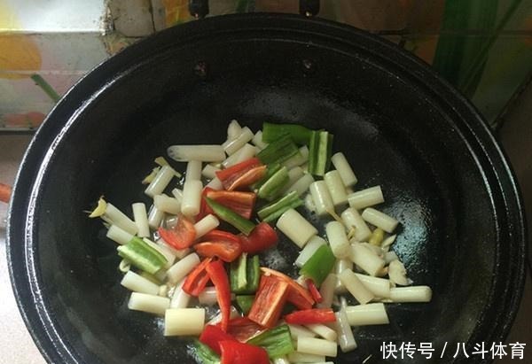 端午前最该吃它,是“穷人的阿胶”,3块钱一斤,女人常吃腰不疼!