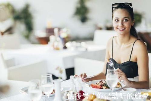 发胖|除了体重下降之外,身体出现这4个信号,说明你真的瘦了