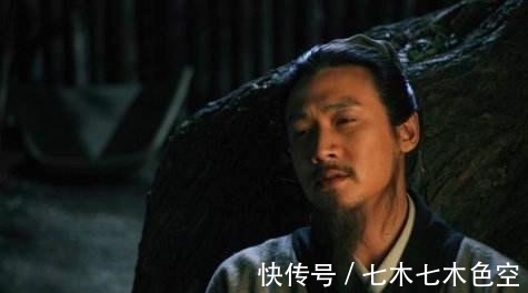 开篇|苏轼被贬黄州,写下人生最孤独的一首词,开篇就是千古名句!