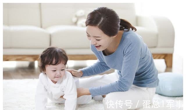 手膝|宝宝不会爬就会站、会走了,会给宝宝带来不好的影响吗?