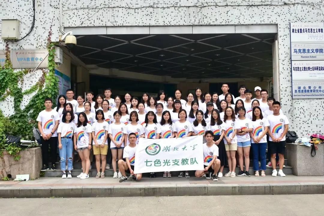 邀请赛@湖大女生写诗获全国大奖，立志为中国古典文献学奉献青春