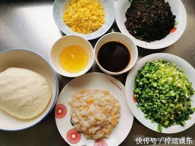 韭菜最好吃的做法不是包饺子和包子，这样做成早餐，全家抢着吃