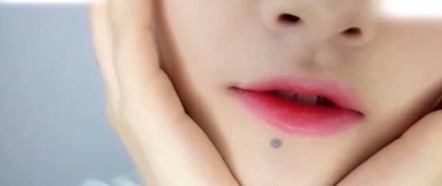 哑光唇 口红太贵?姑娘只用了1支口红 画出了8种唇色!