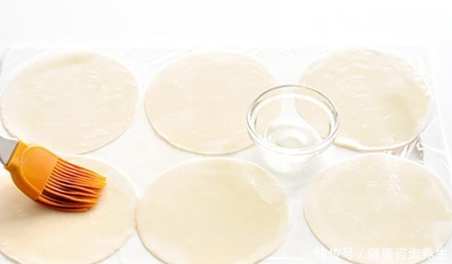 揉面|葱油饼新吃法,不用揉面,不用烫面,外酥里嫩,放凉了也不会硬