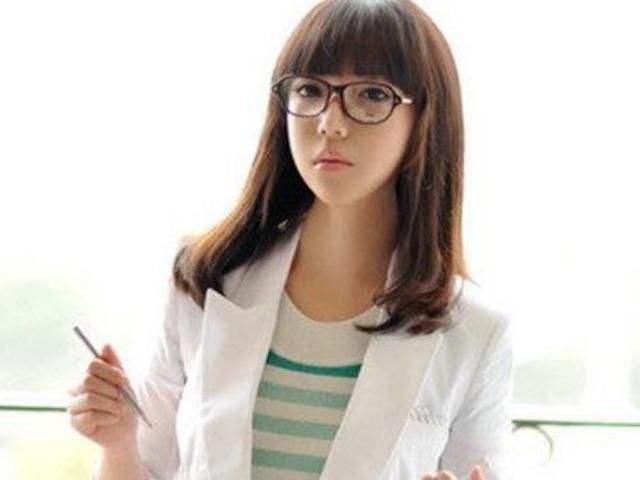 学生党喜欢戴“圆框眼镜”？这“3种人”戴起来