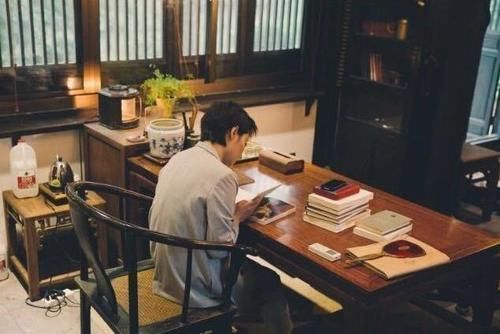 家具|走进演员袁立的豪宅,家里没有一件现代化家具,真有一种穿越感